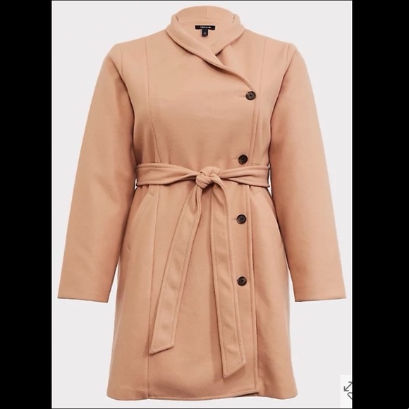 NWT Torrid Beige Brushed Asymmetrical A-Line Coat size 4 - Picture 4 of 11